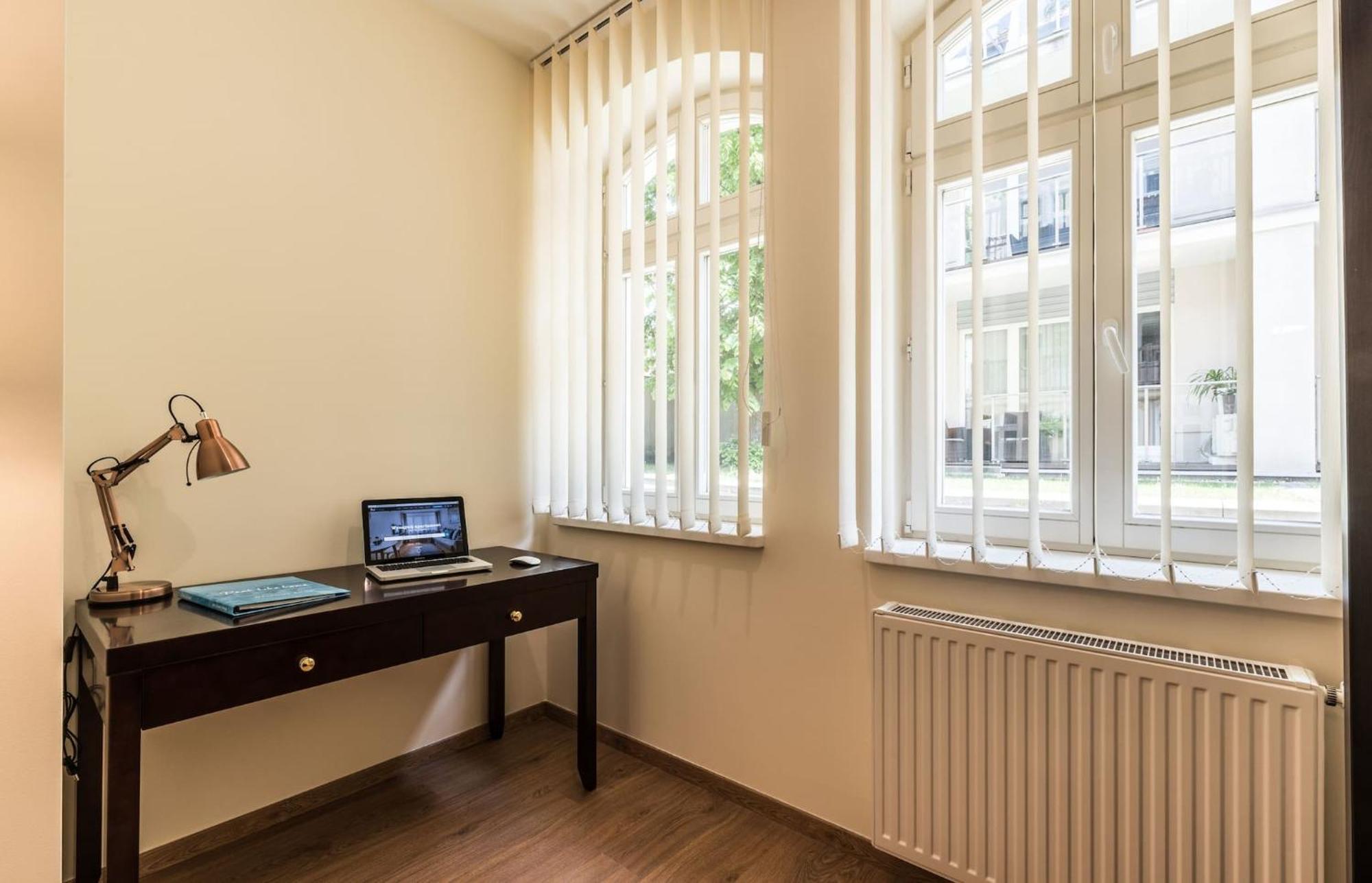 Rent Like - Elizy Orzeszkowej 6 *