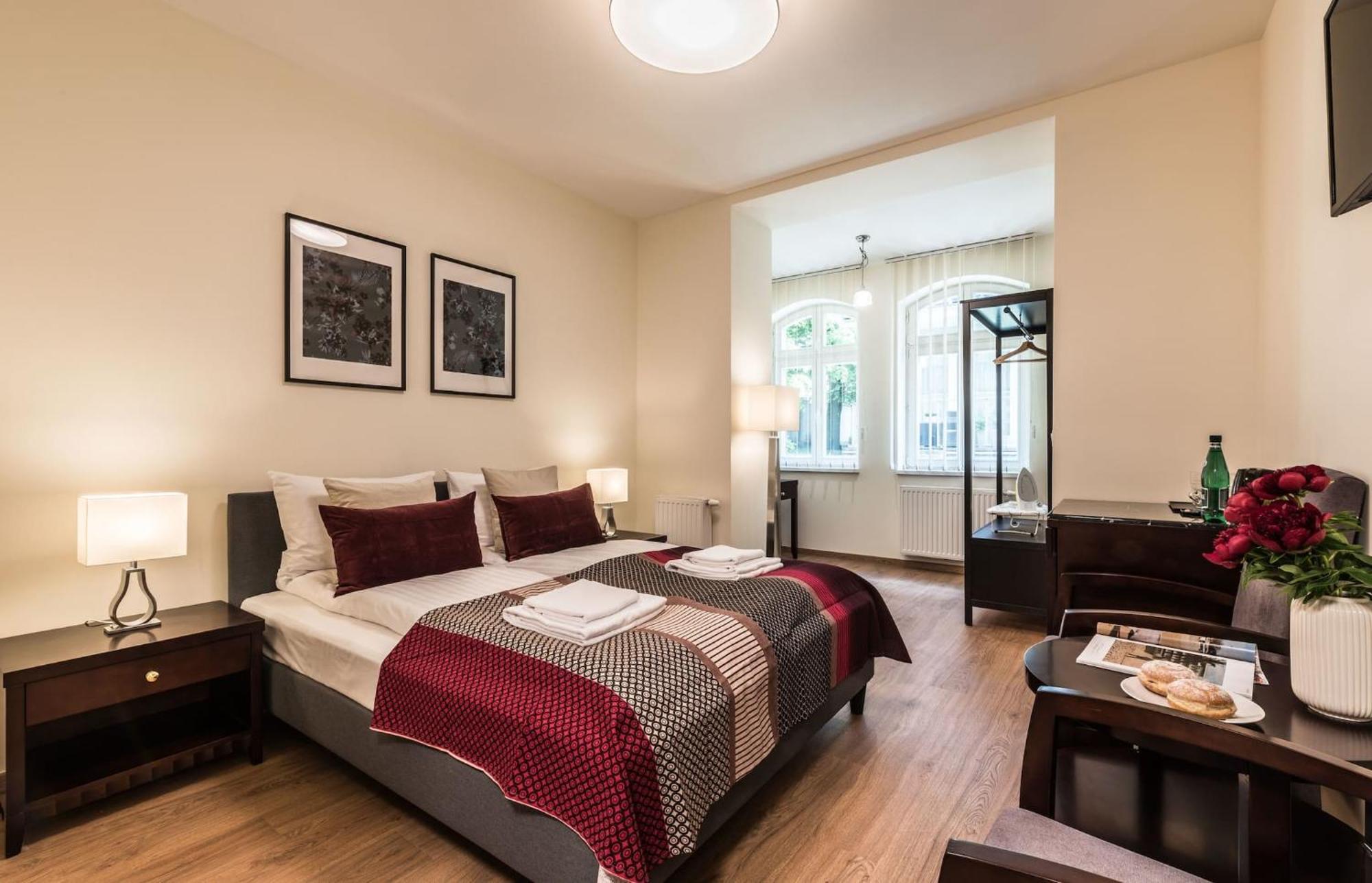 Rent Like - Elizy Orzeszkowej 6 * Poznan