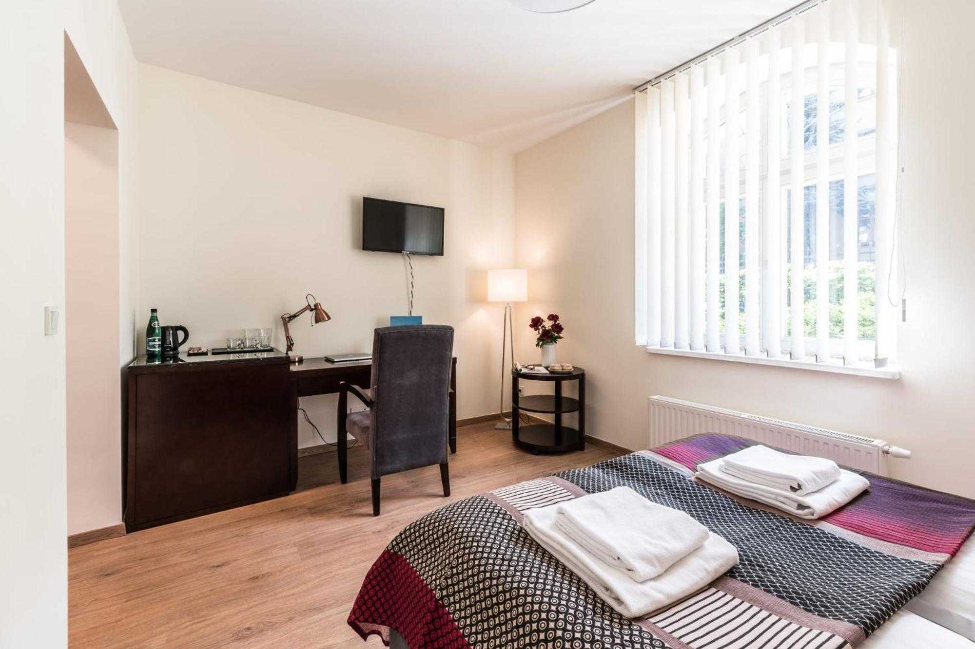 Rent Like - Elizy Orzeszkowej 6